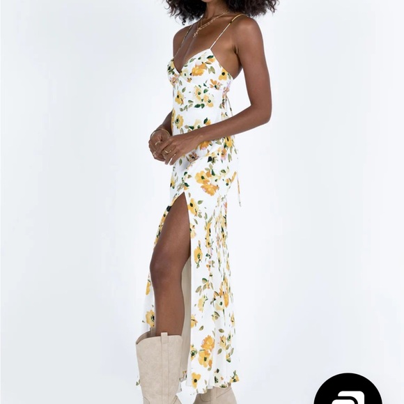 Princess Polly Floral Maxi Dress - Picture 4 of 11